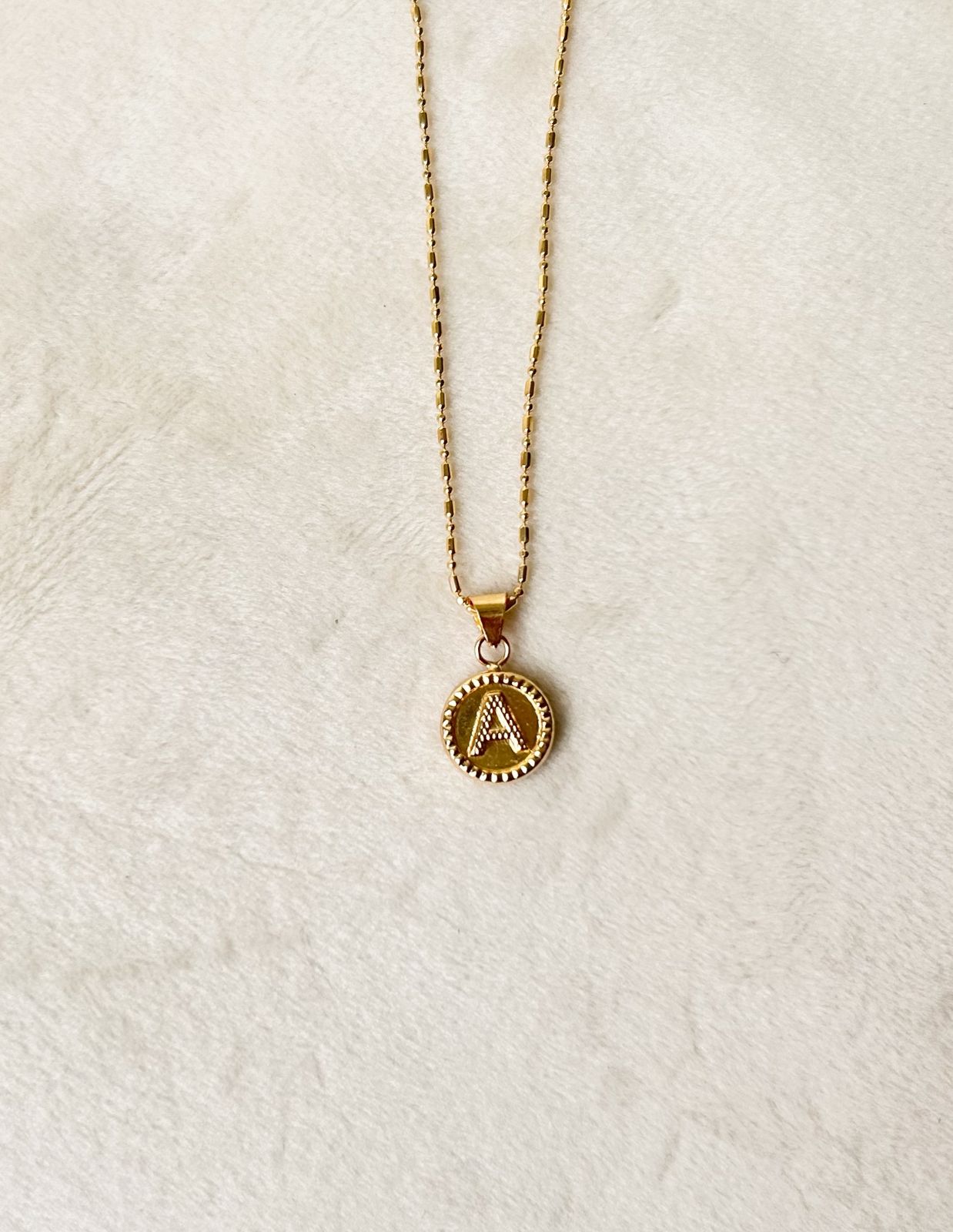 Dije Letra A 0.75gr 1.5cm Oro Amarillo