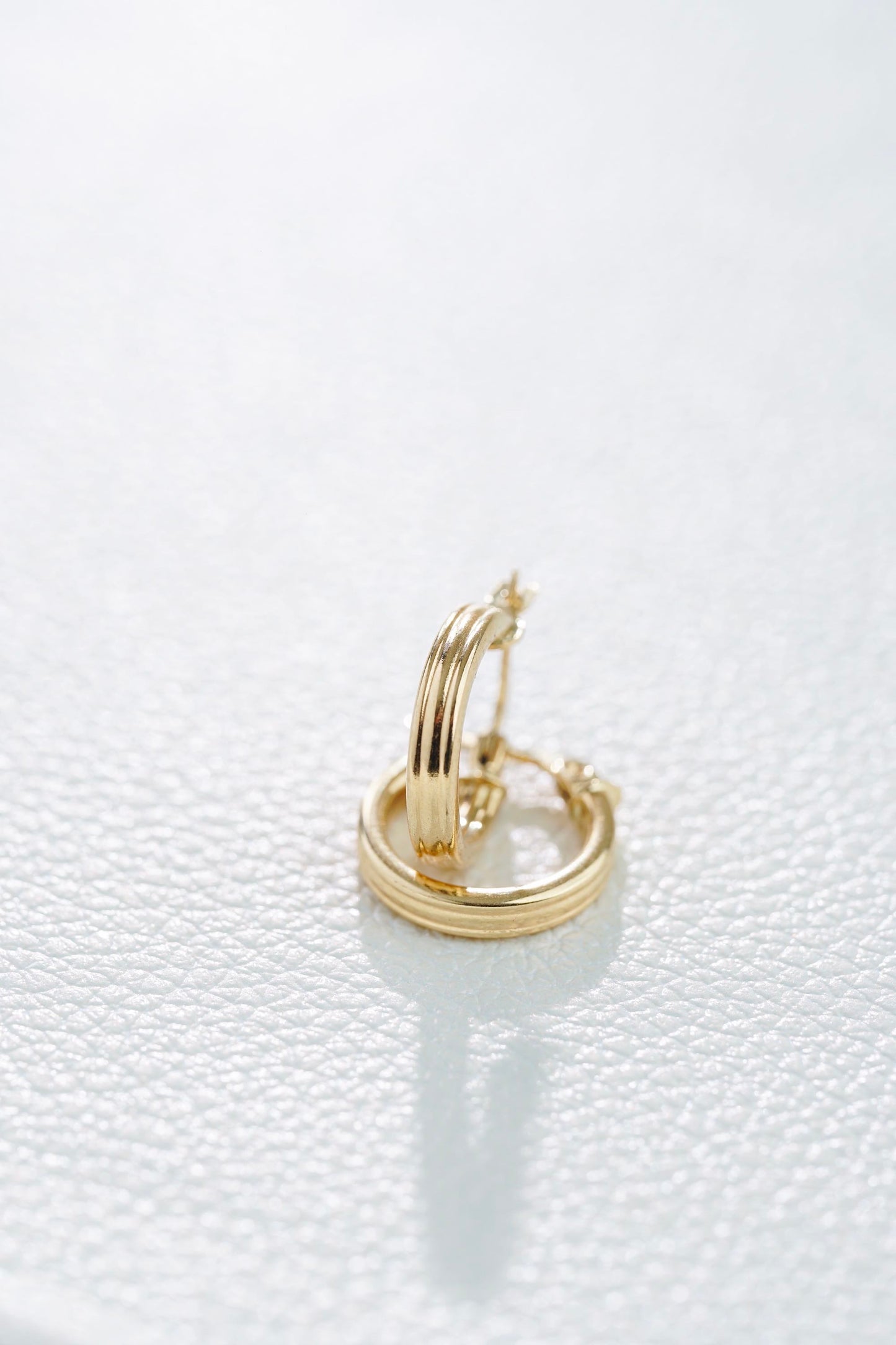 Candongas Lineal 1.36gr 1.5cm Oro Amarillo