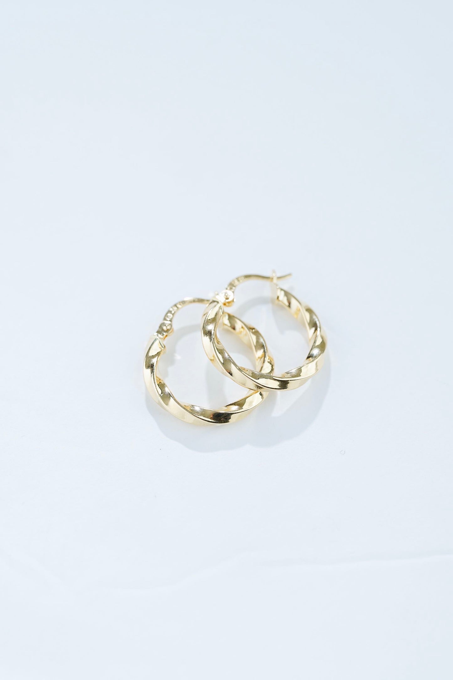 Candongas Entorchadas 1.97gr 2.00cm Oro Amarillo
