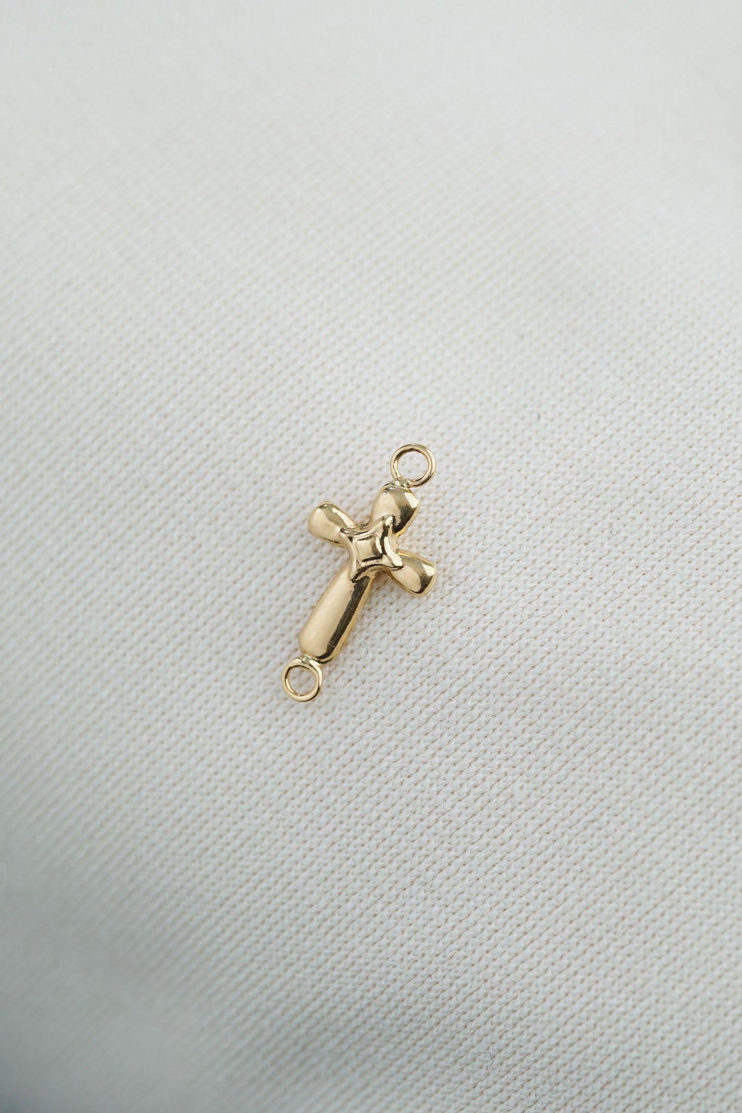 Herraje Cruz Cristo 0.37gr 9mm Oro Amarillo