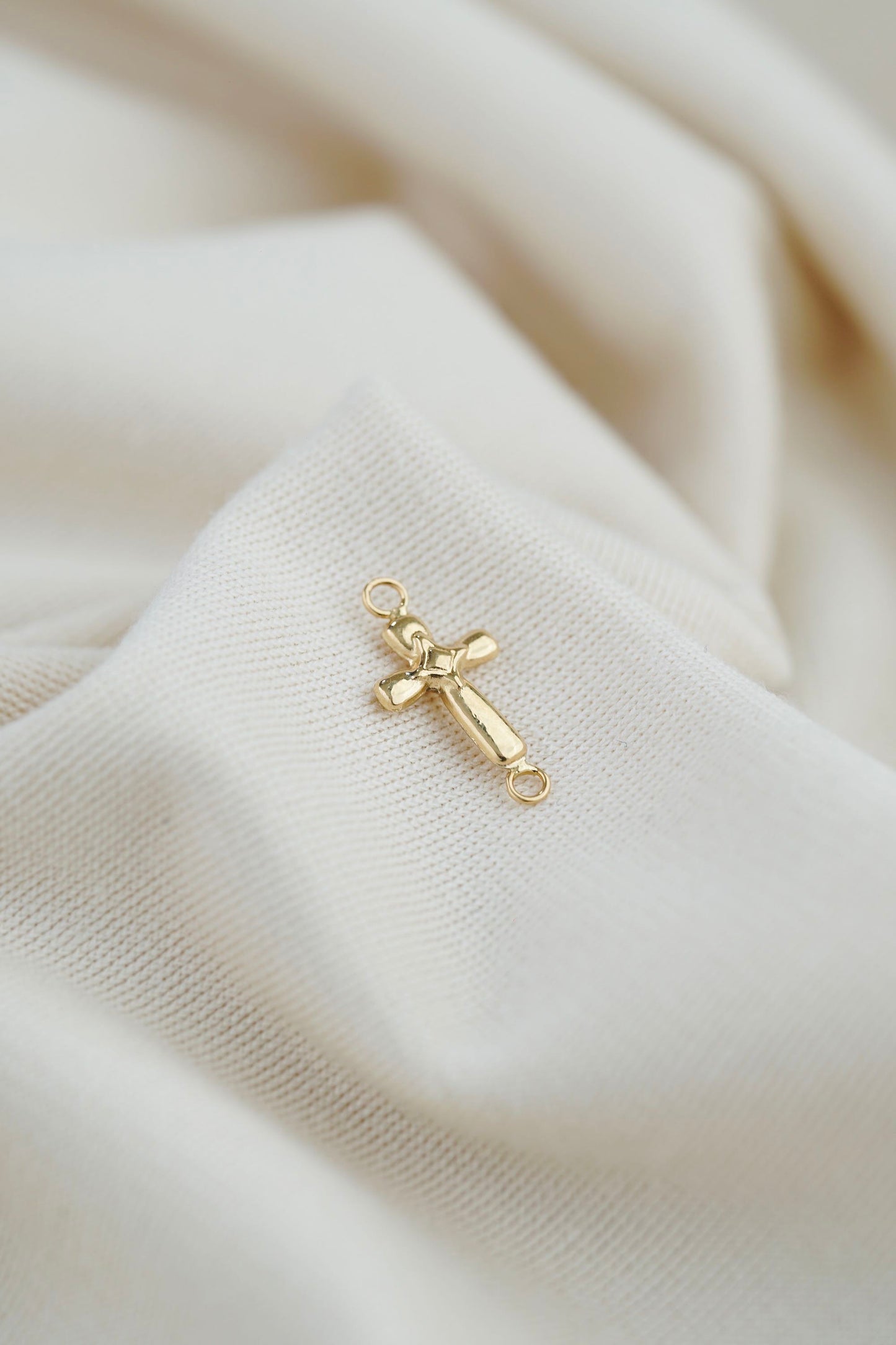 Herraje Cruz Cristo 0.37gr 9mm Oro Amarillo