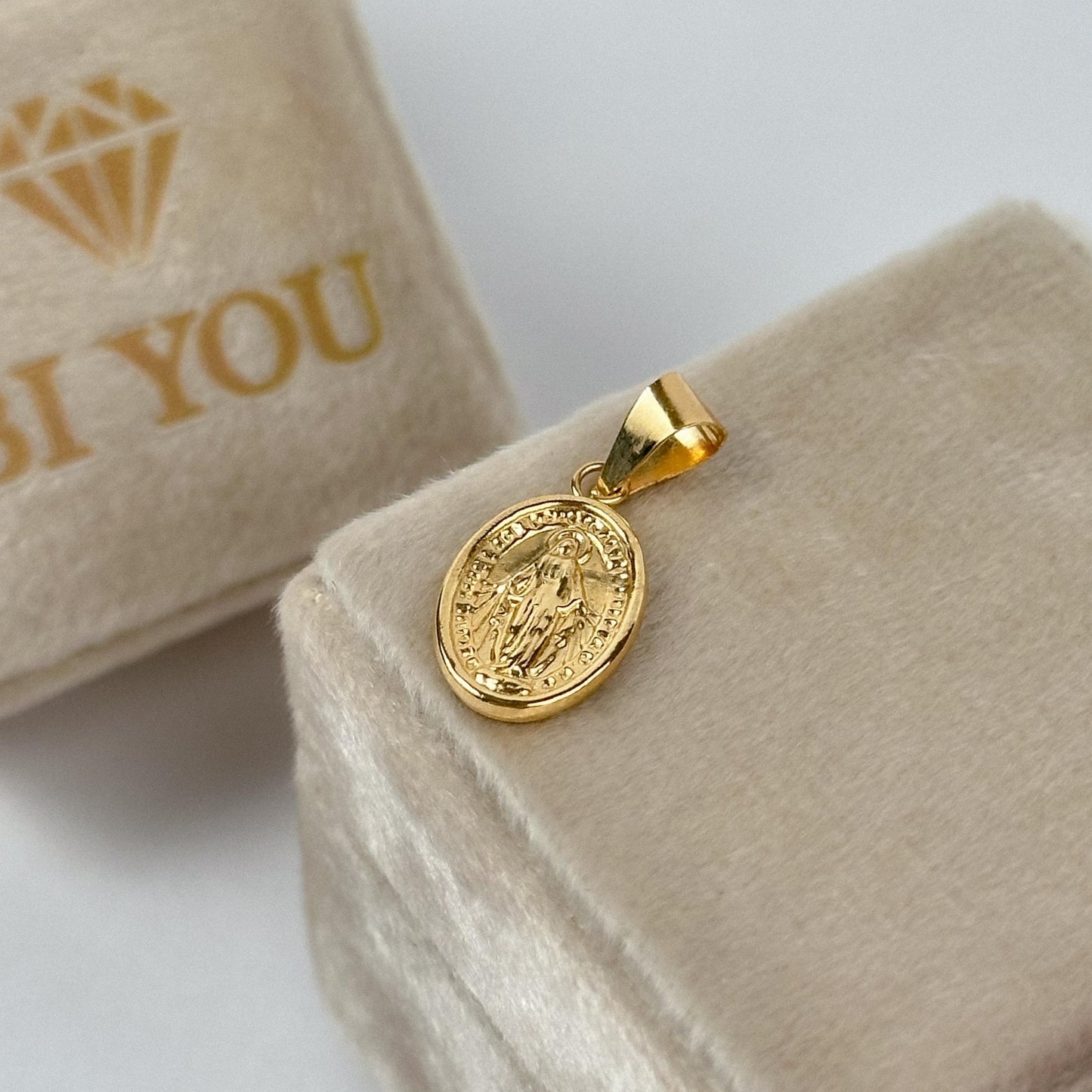 Dije Virgen Milagrosa 1.46gr 2.7cm Oro Amarillo