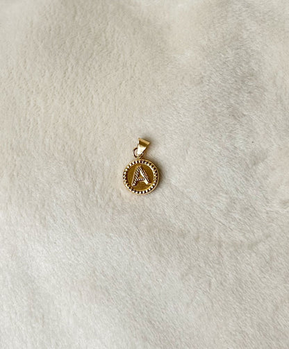 Dije Letra A 0.75gr 1.5cm Oro Amarillo