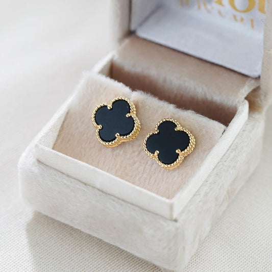Topos Trébol Negro 1.68gr 7.0mm Oro Amarillo