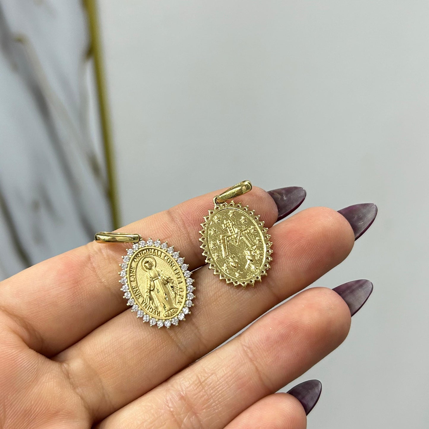 Dije Virgen Milagrosa 3.00gr 3cm Oro Amarillo Circones Italy